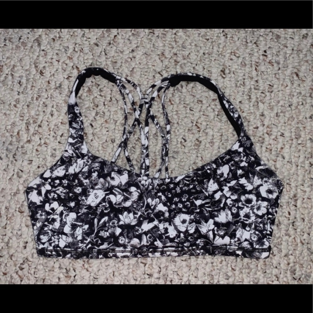 lululemon sports bra size 4